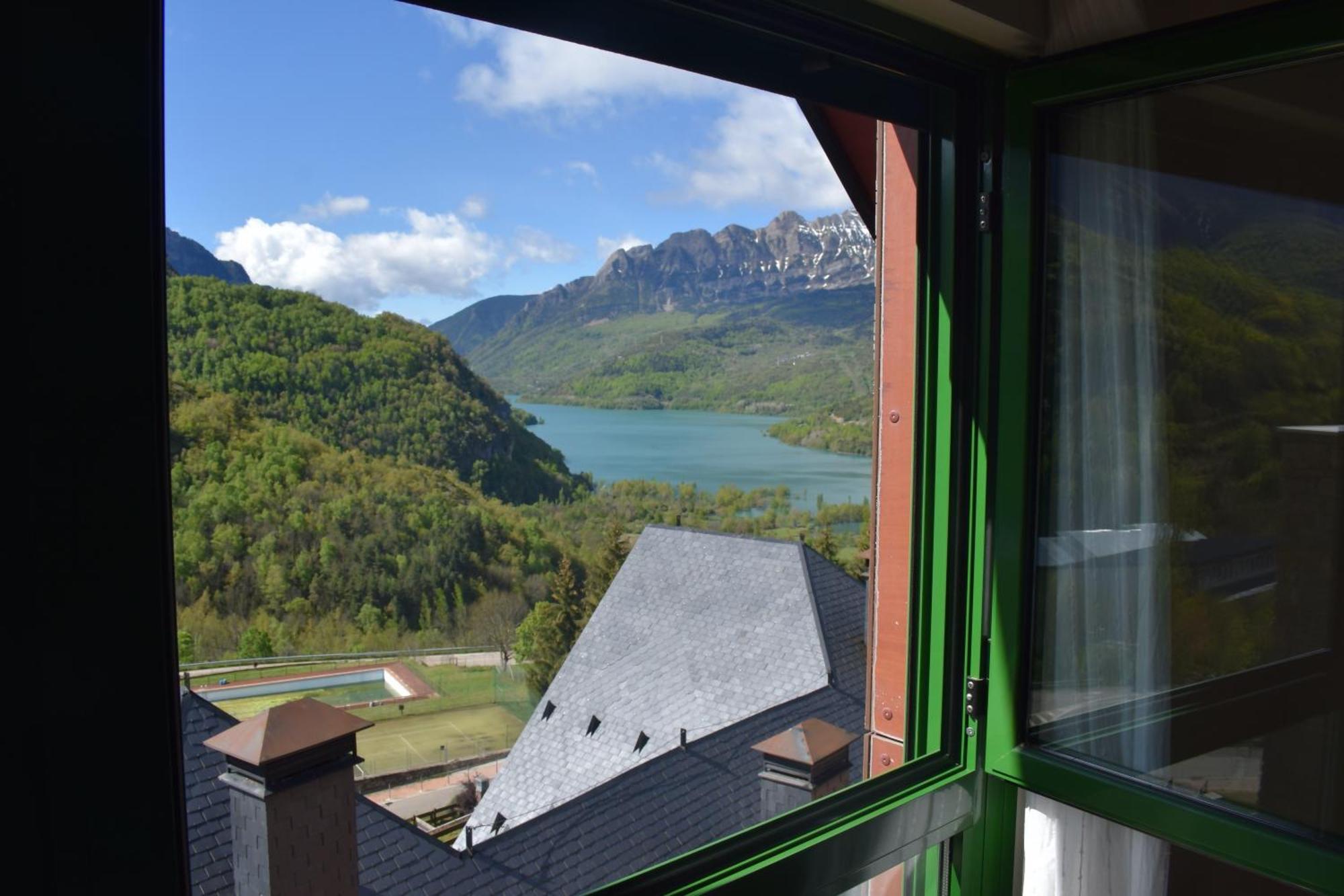 Argualas Triplex Con Piscina Panticosa Eksteriør billede